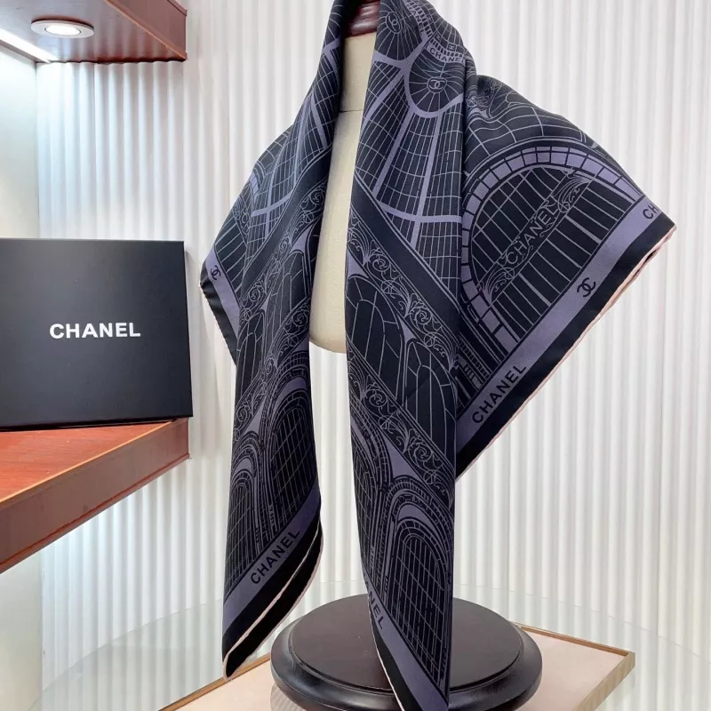 Fashionable 2264 Chanel Silk Squares - Image 6