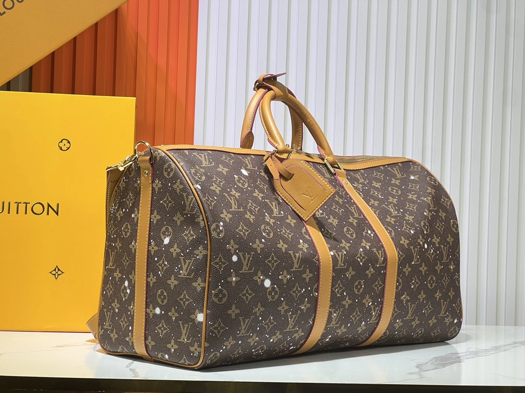 Fashionable 2440 Louis Vuitton Travel Bags