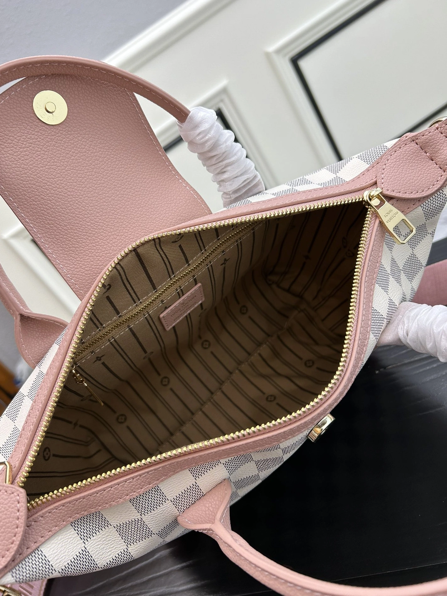 Fashionable 4628 Louis Vuitton AAA Quality Handbags For Women - Image 7