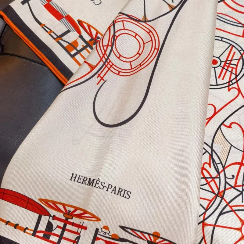 Fashionable 4951 Hermes Silk Squares - Image 4