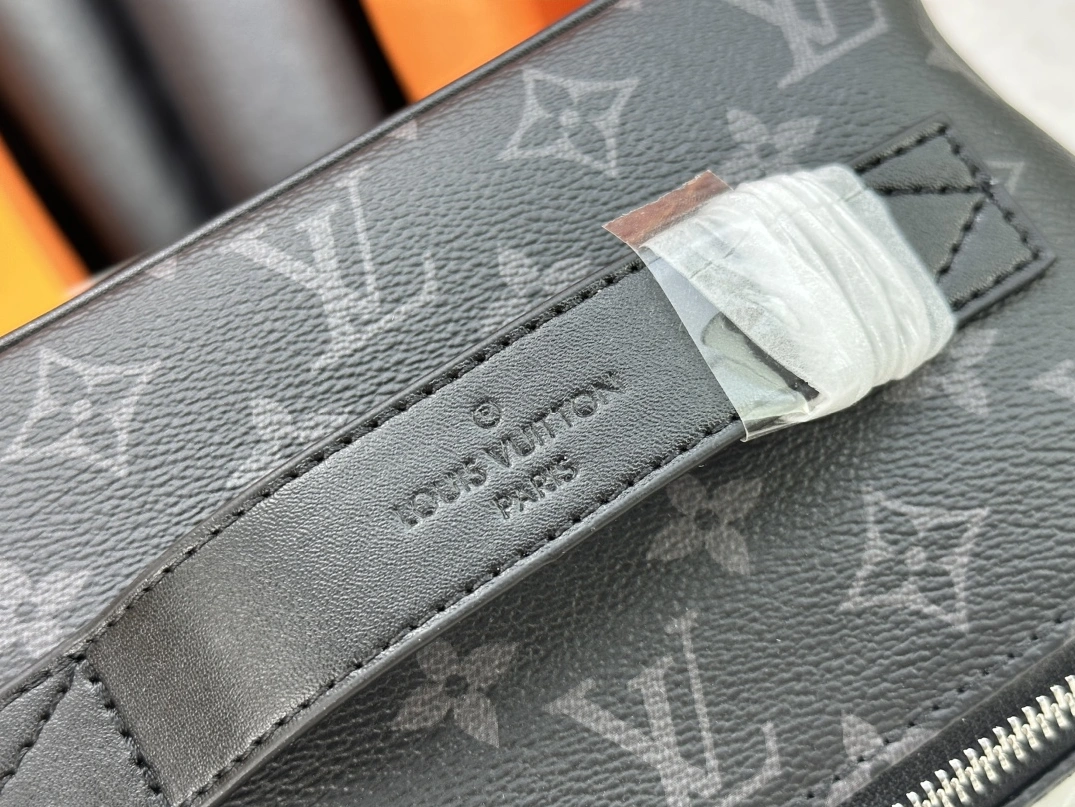 Flexible 7746 Louis Vuitton AAA Quality Handbags - Image 5