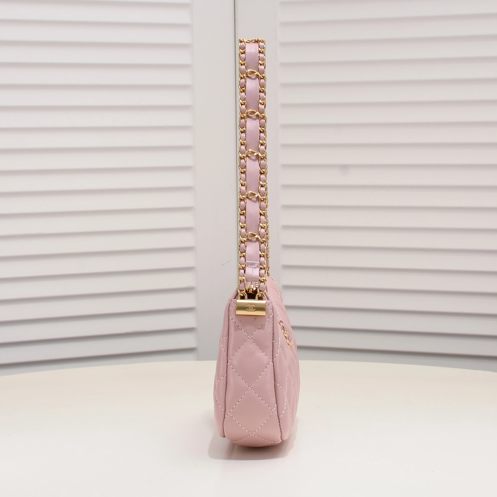 Functional 1806 Chanel AAA Quality Shoulder Bags For Women