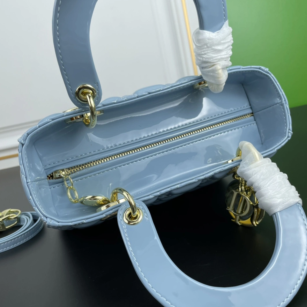 Functional 2420 Christian Dior AAA Quality Handbags For Women - Image 7