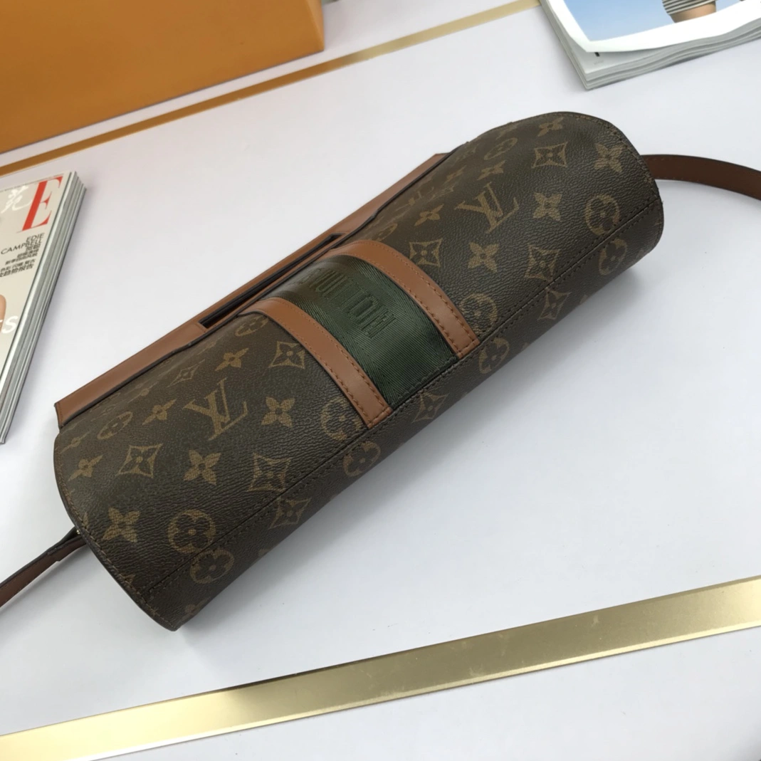 Functional 5061 Louis Vuitton AAA Quality Messenger Bags For Women
