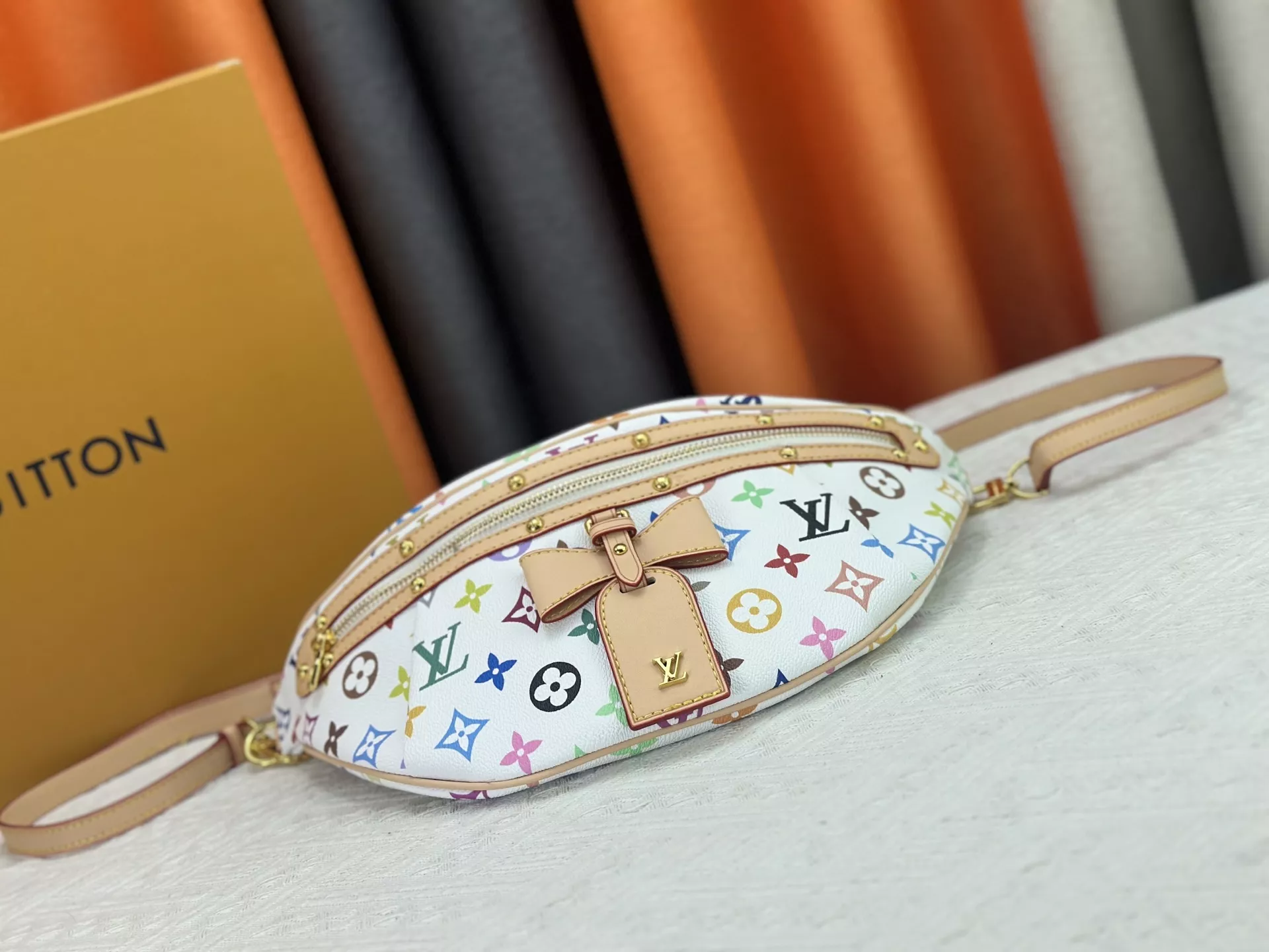 Functional 6678 Louis Vuitton AAA Quality Messenger Bags For Women - Image 6