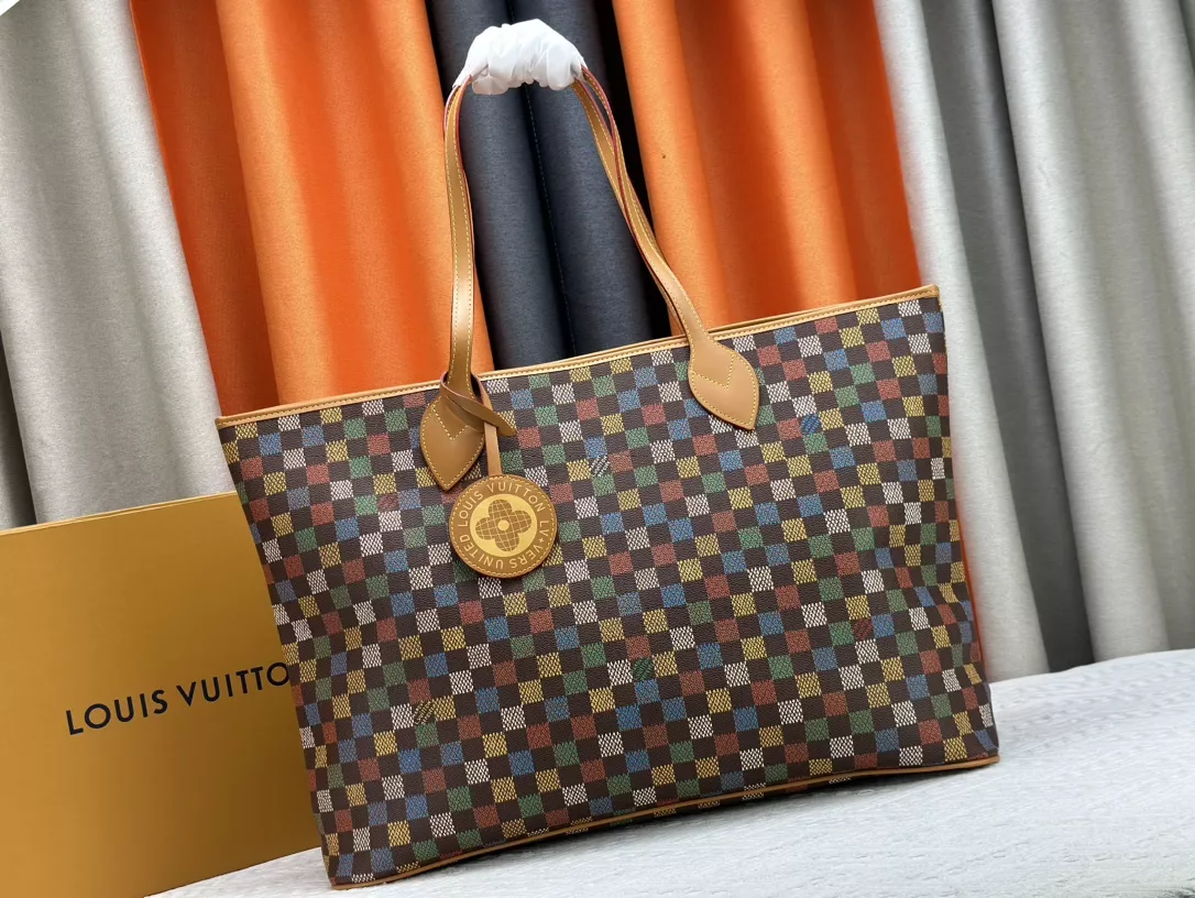 Functional 9534 Louis Vuitton AAA Quality Shoulder Bags For Women