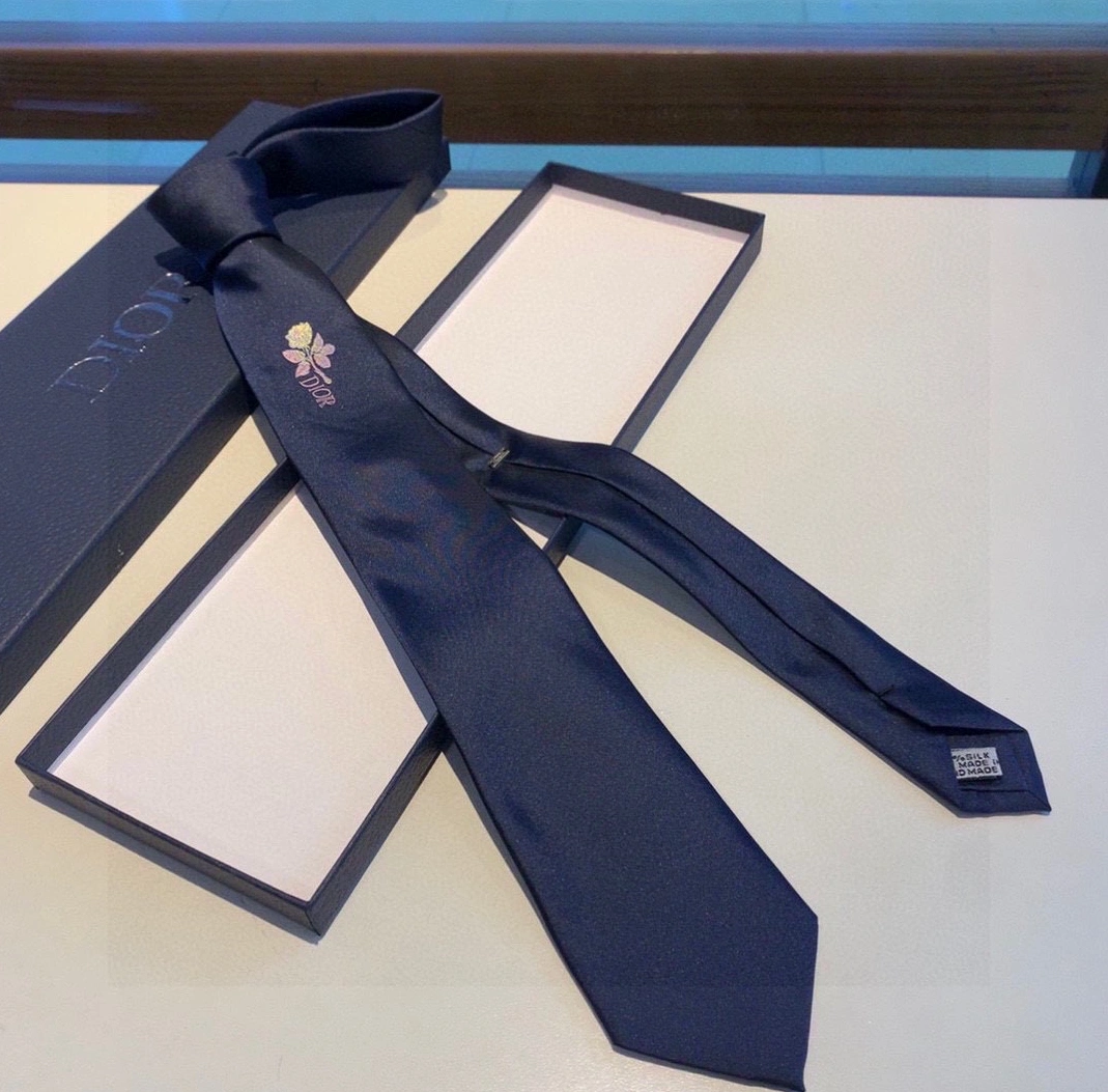 Functional 9974 Christian Dior Necktie For Men - Image 3