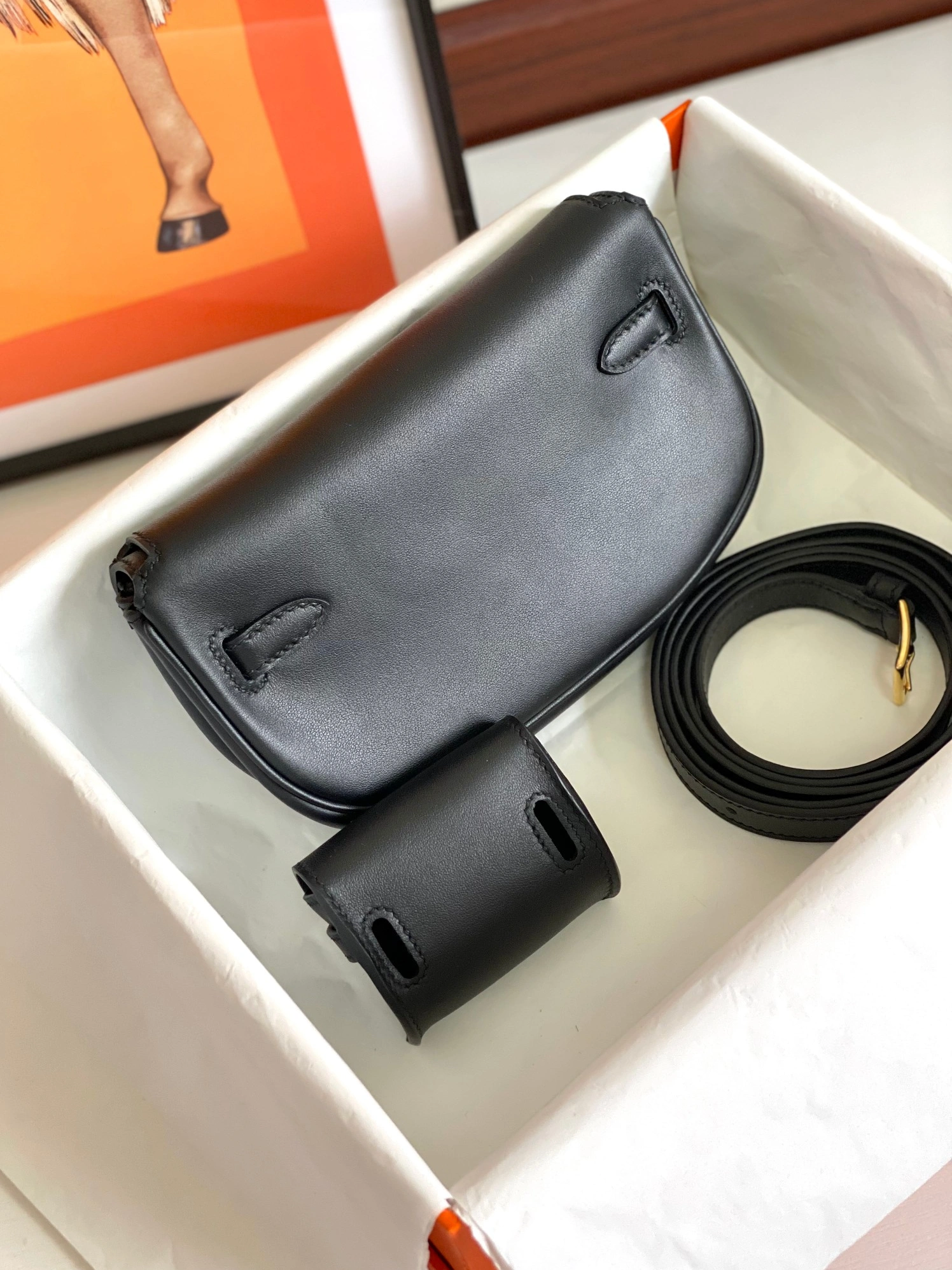 Hermes AAA Quality Belt Bags For Women StreetReady 8652