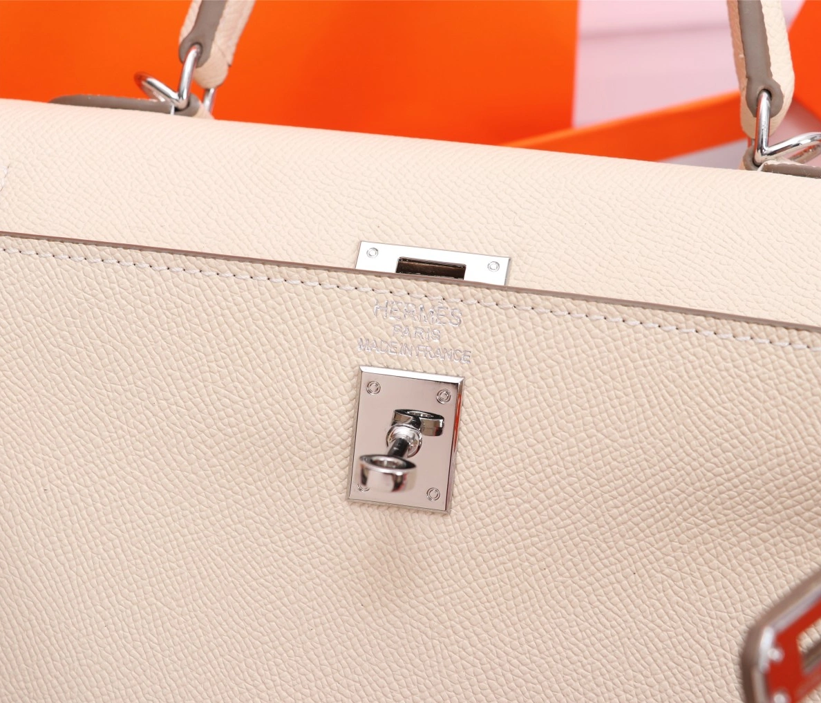 Hermes AAA Quality Handbags For Women Affordable 8070
