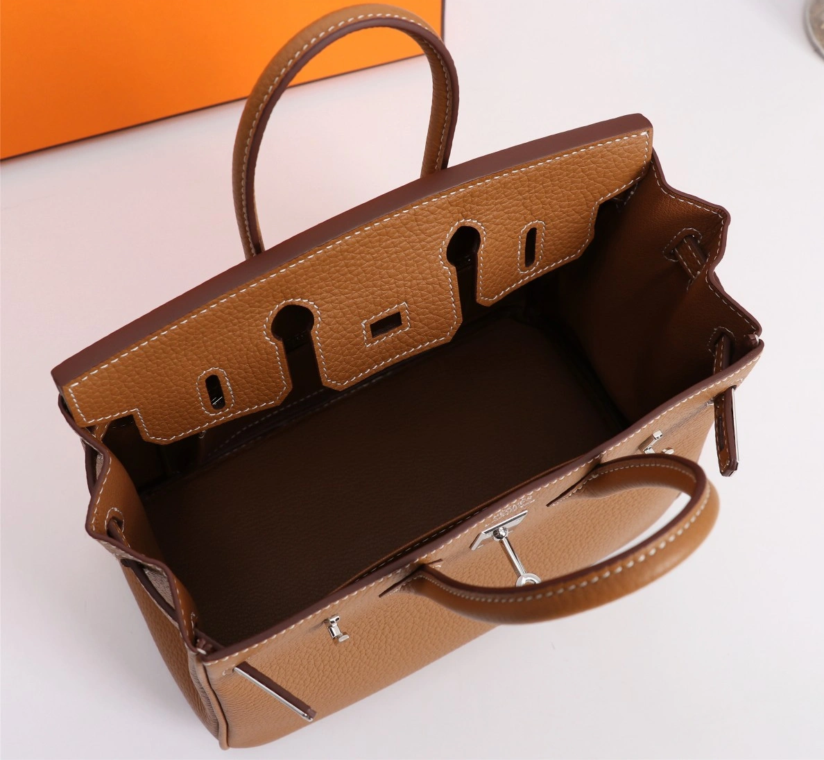 Hermes AAA Quality Handbags For Women Bright 5045 - Image 7