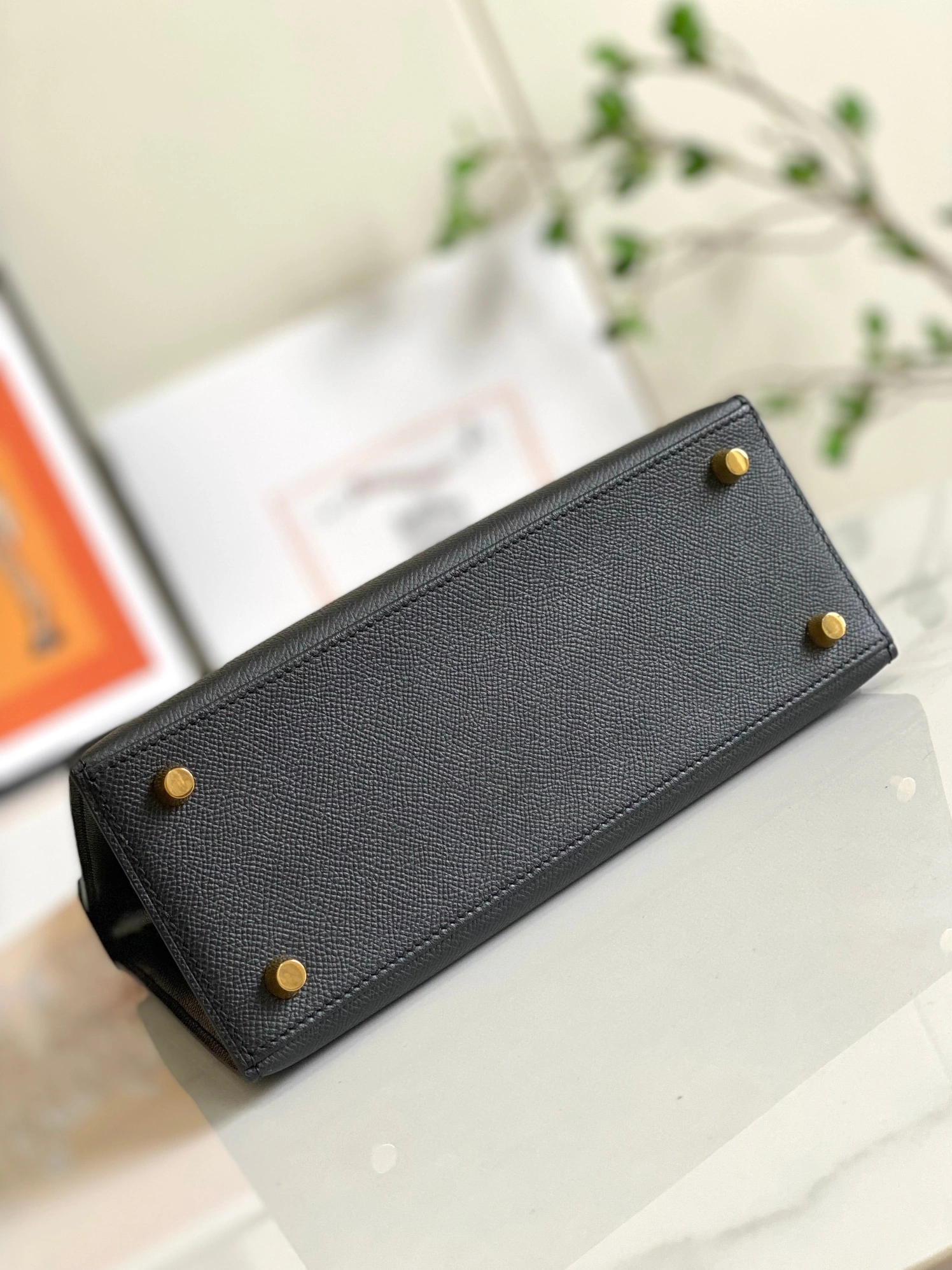 Hermes AAA Quality Handbags For Women Versatile 1593 - Image 4