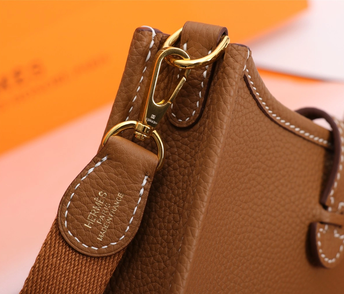 Hermes AAA Quality Messenger Bags For Women Flexible 1201 - Image 3