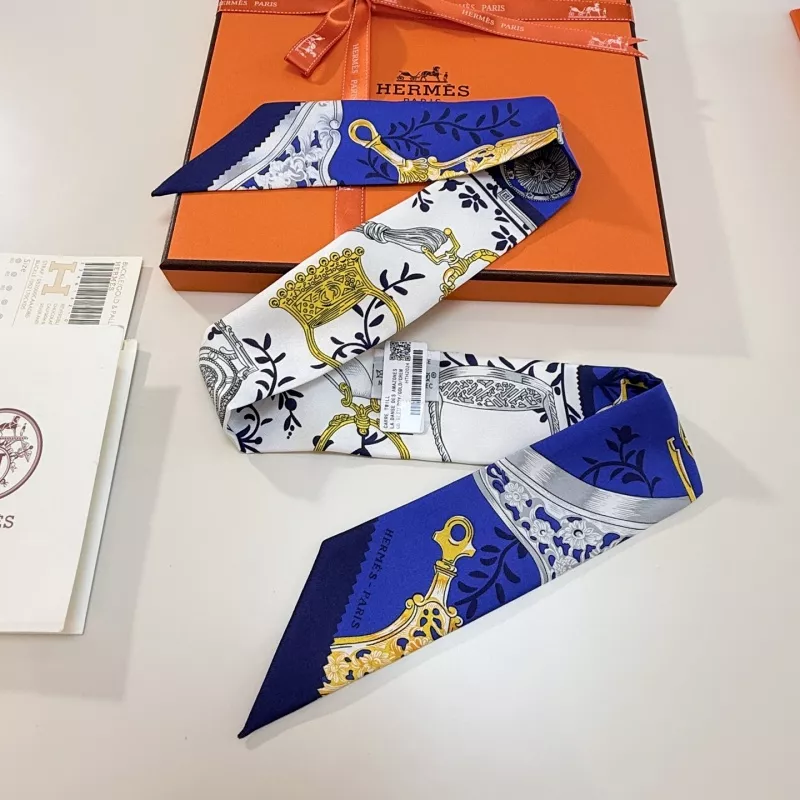 Hermes Silk Scarf StreetReady 3020 - Image 3
