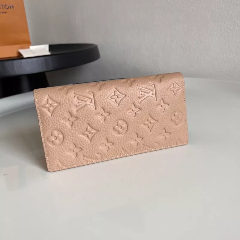 Louis Vuitton AAA Quality Card Case Comfortable 1673 - Image 3