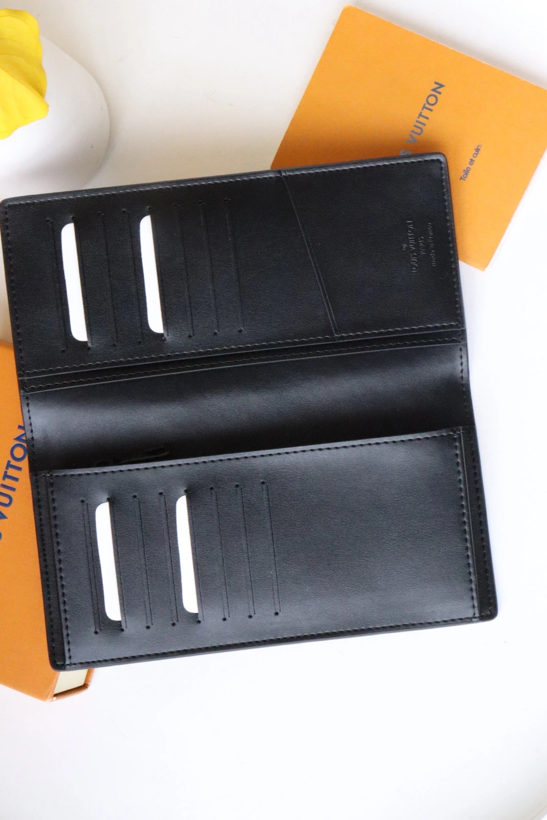 Louis Vuitton AAA Quality Card Case Elegant 1701 - Image 5