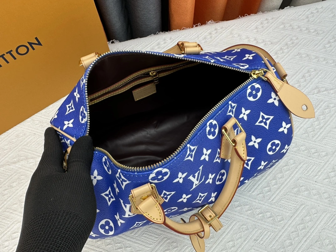 Louis Vuitton AAA Quality Handbags For Women Bold 6844 - Image 8