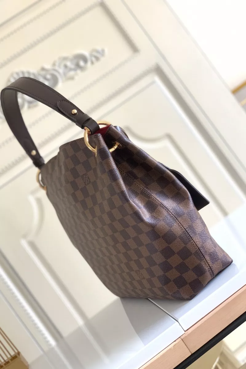 Louis Vuitton AAA Quality Handbags For Women Cozy 5714