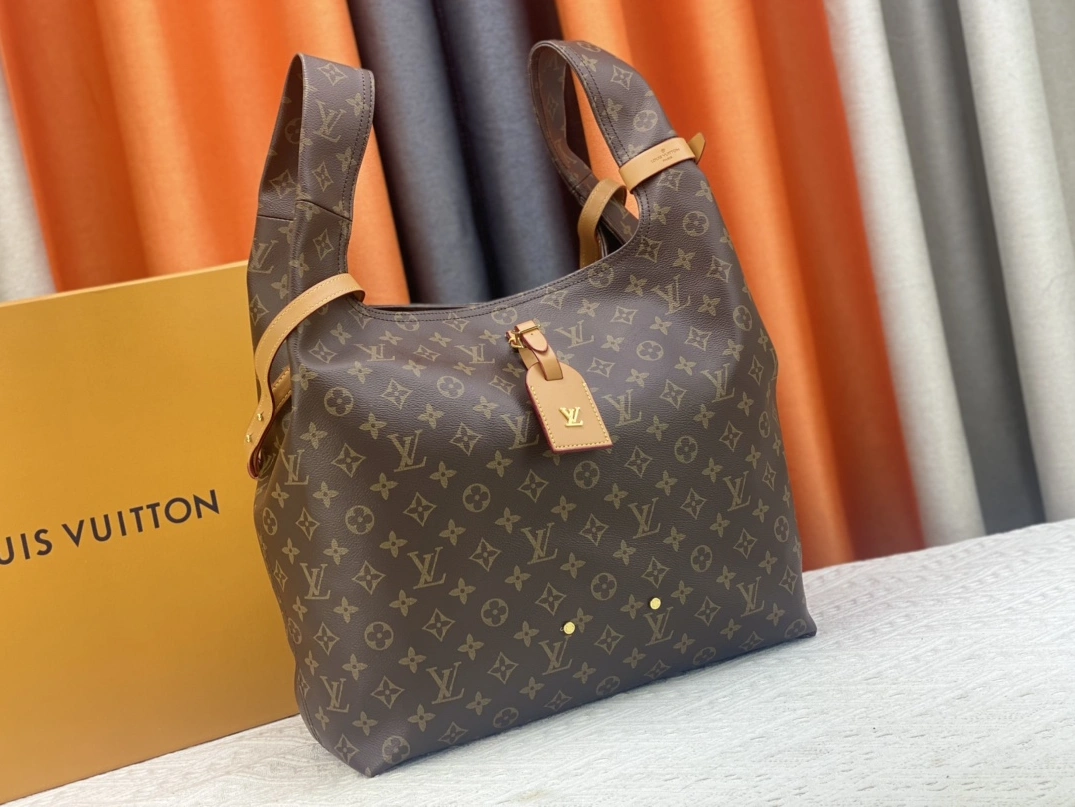 Louis Vuitton AAA Quality Handbags For Women Durable 7301