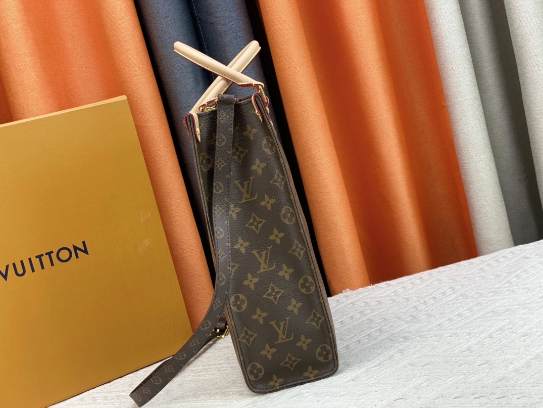 Louis Vuitton AAA Quality Handbags For Women EasyMatch 809 - Image 3