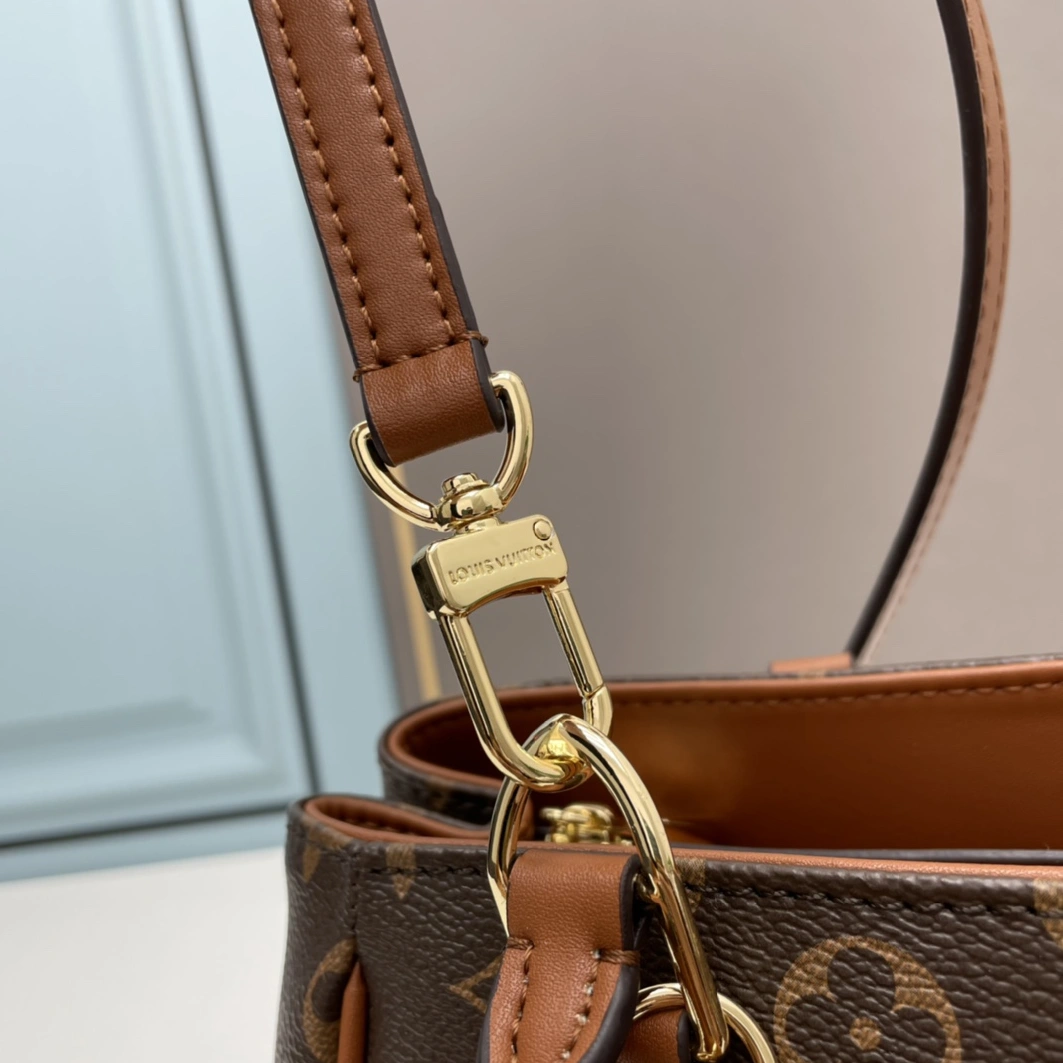 Louis Vuitton AAA Quality Handbags For Women Practical 5665 - Image 6