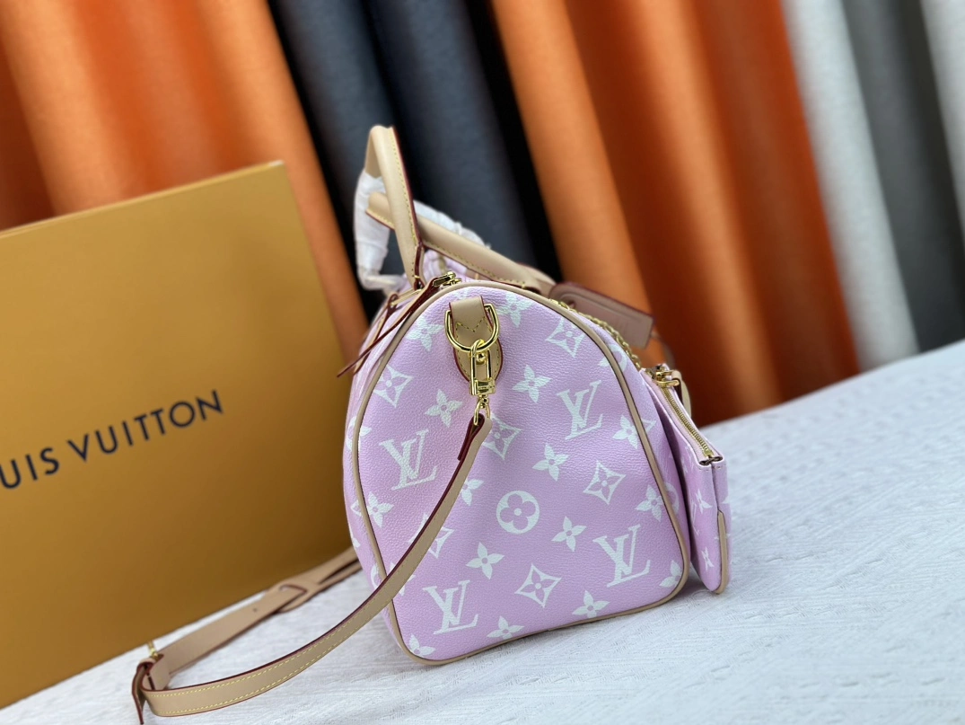 Louis Vuitton AAA Quality Handbags For Women Refined 3656
