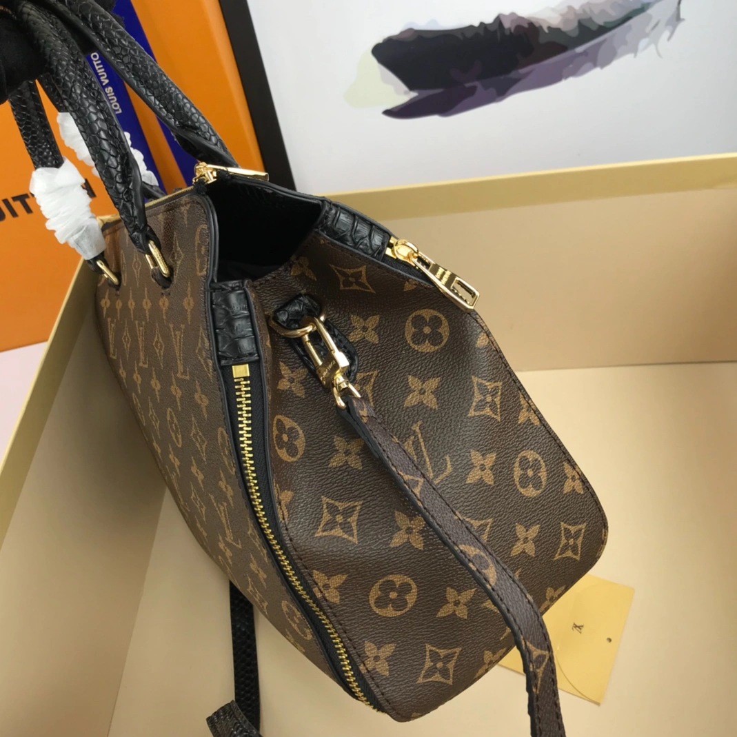 Louis Vuitton AAA Quality Handbags For Women Refined 7125 - Image 3