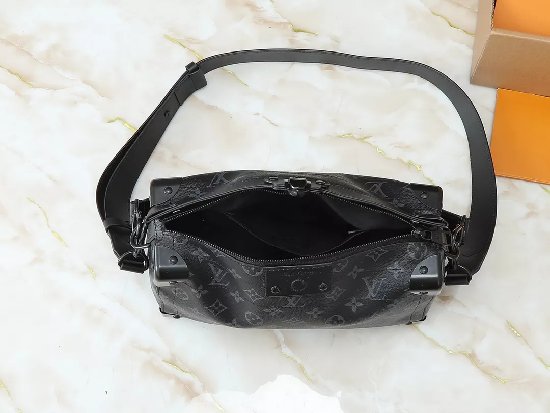 Louis Vuitton AAA Quality Messenger Bags For Unisex EasyMatch 4490 - Image 8