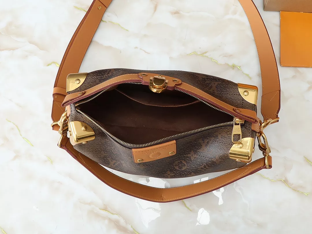 Louis Vuitton AAA Quality Messenger Bags For Unisex UrbanStyle 1088 - Image 8