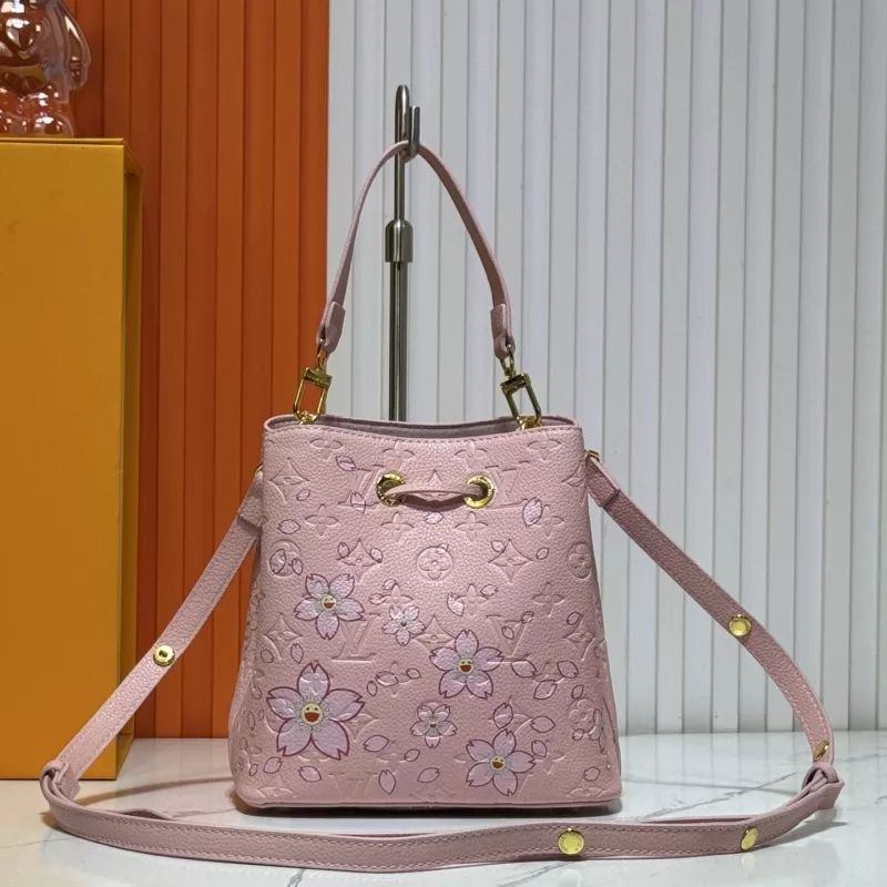 Louis Vuitton AAA Quality Messenger Bags For Women Bold 6258 - Image 3