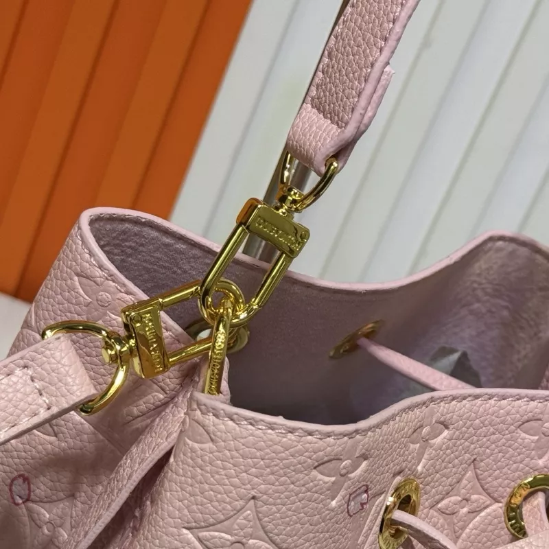 Louis Vuitton AAA Quality Messenger Bags For Women Bold 6258 - Image 5