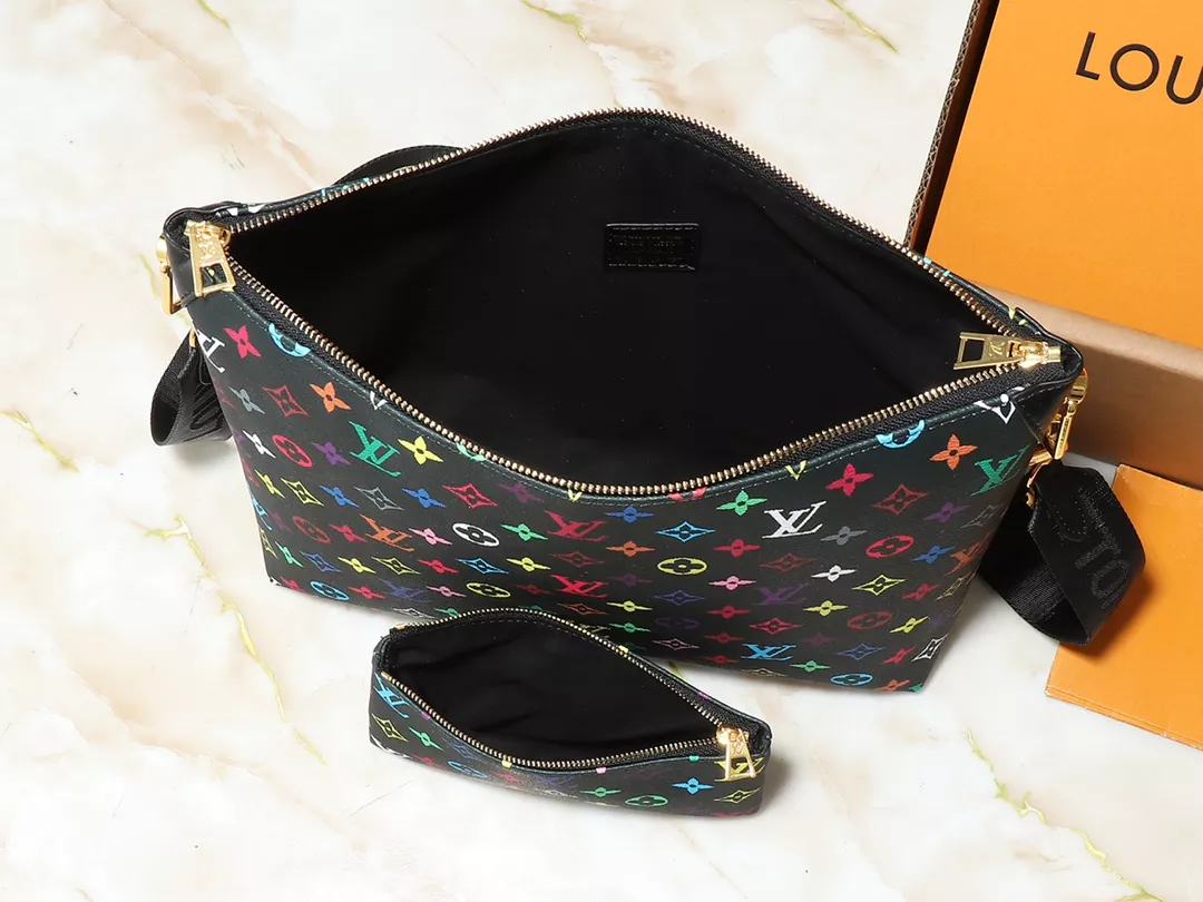 Louis Vuitton AAA Quality Messenger Bags For Women DailyWear 461 - Image 8