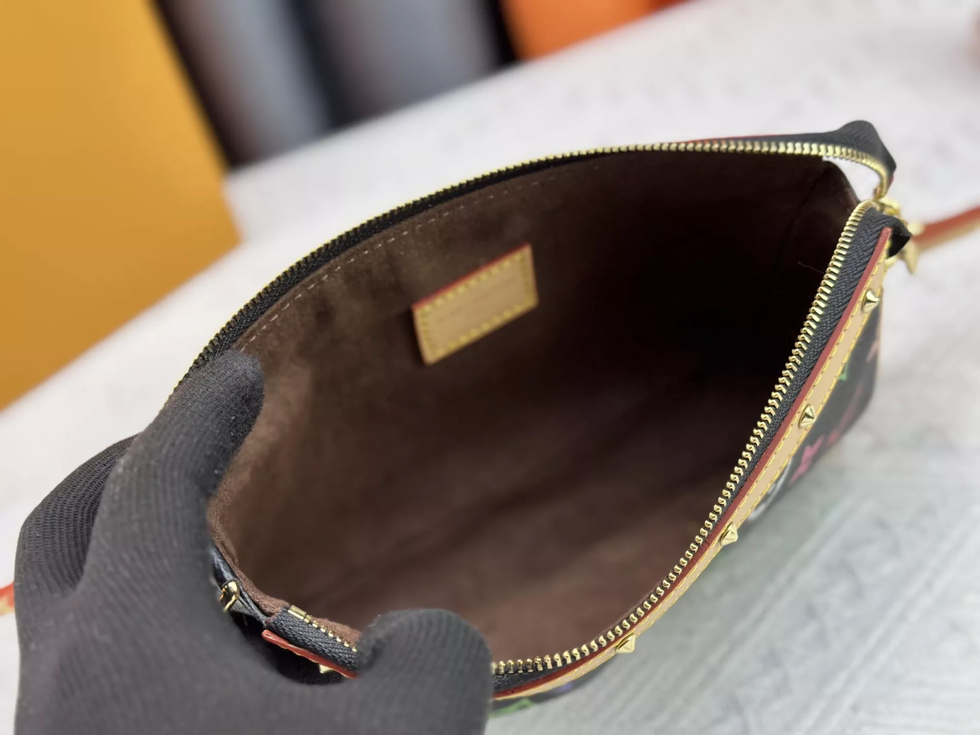 Louis Vuitton AAA Quality Messenger Bags For Women Functional 1883 - Image 7