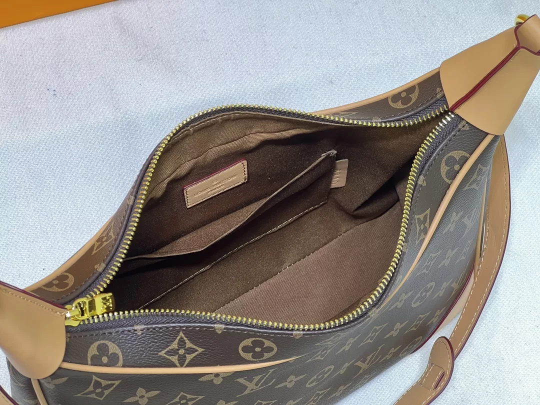 Louis Vuitton AAA Quality Messenger Bags For Women Minimalist 8530 - Image 7