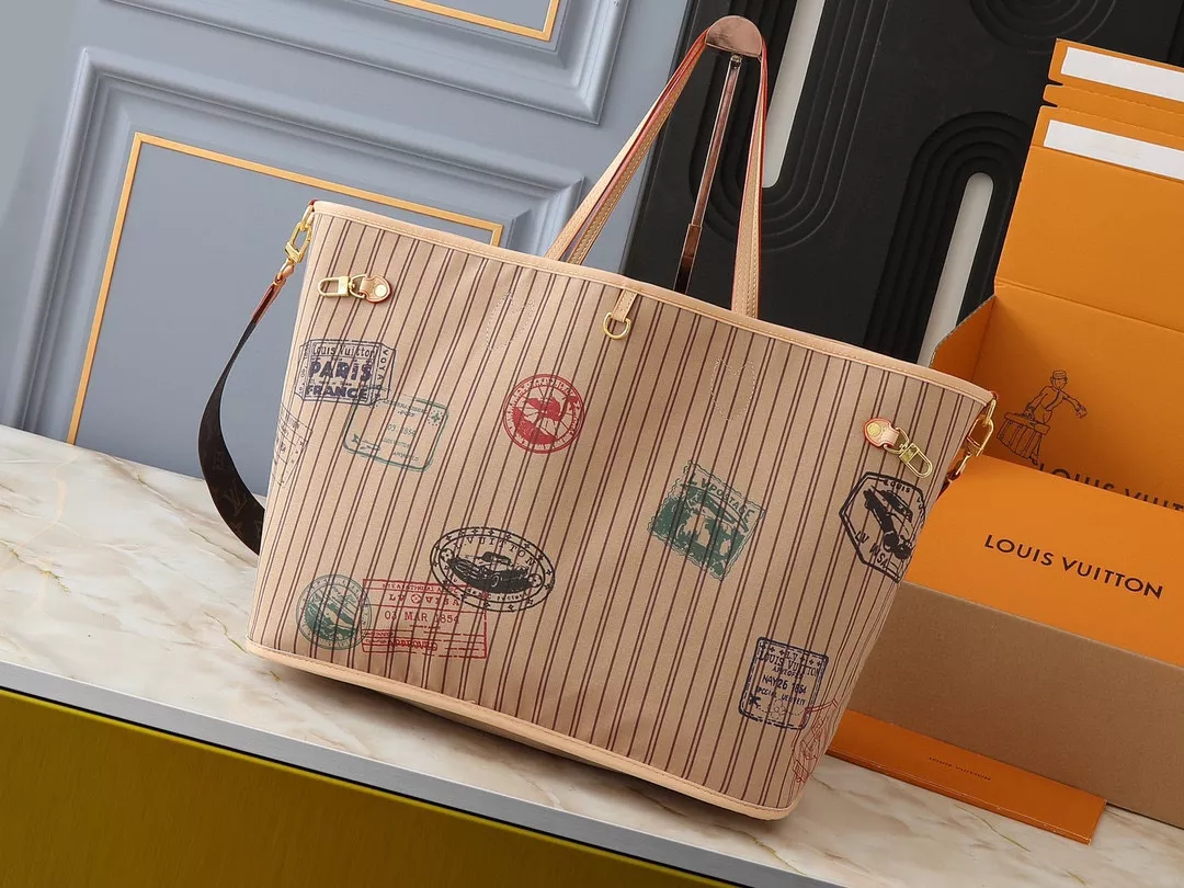 Louis Vuitton AAA Quality Shoulder Bags For Women AllSeason 9406