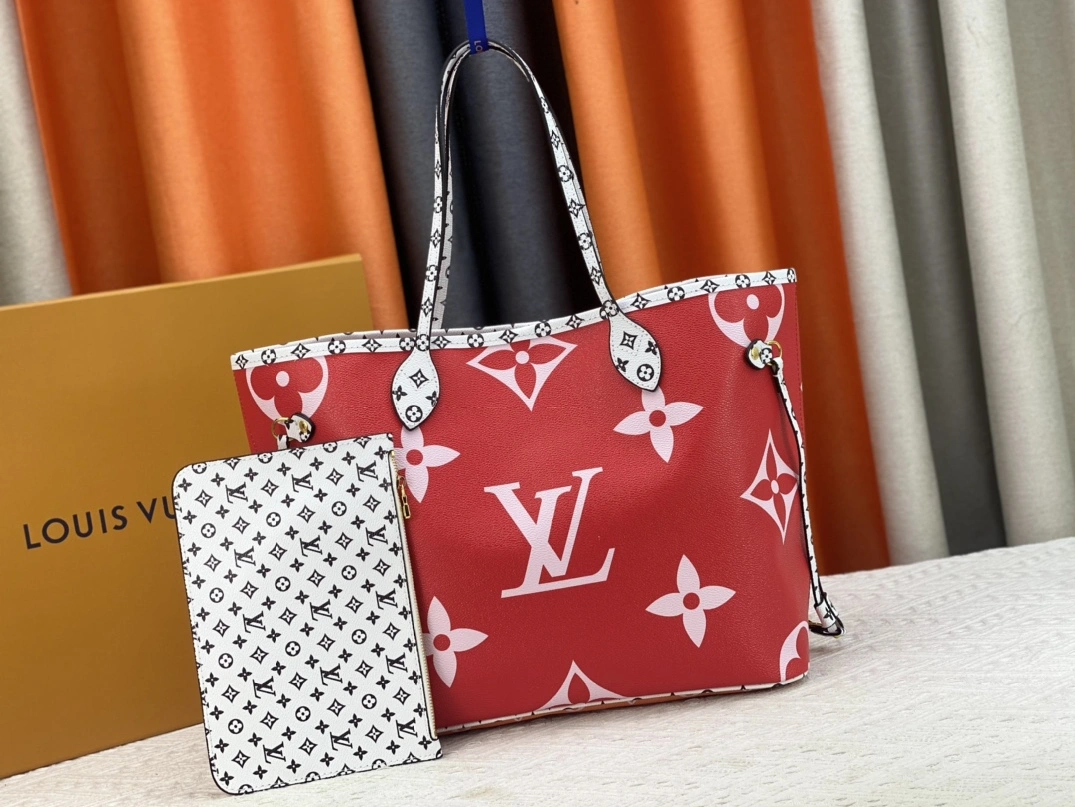 Louis Vuitton AAA Quality Shoulder Bags For Women GoodFit 6147