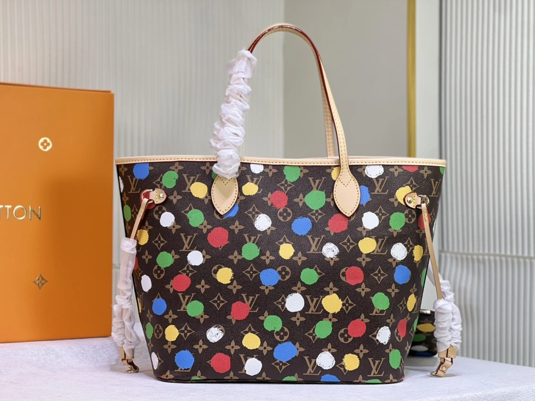 Louis Vuitton AAA Quality Shoulder Bags For Women Soft 5009 - Image 5