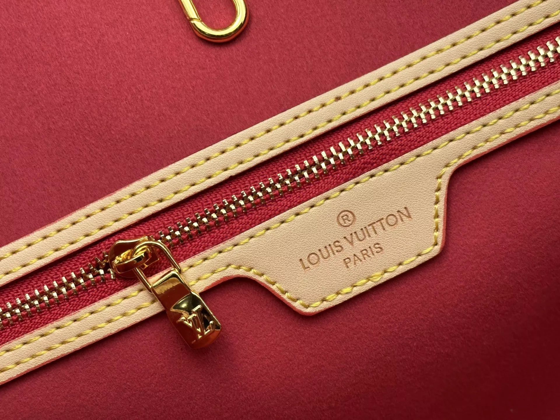 Louis Vuitton AAA Quality Shoulder Bags For Women Trendy 5543 - Image 7