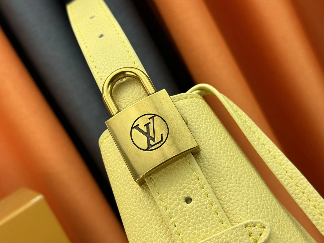 Louis Vuitton AAA Quality Shoulder Bags For Women Trendy 5966 - Image 6