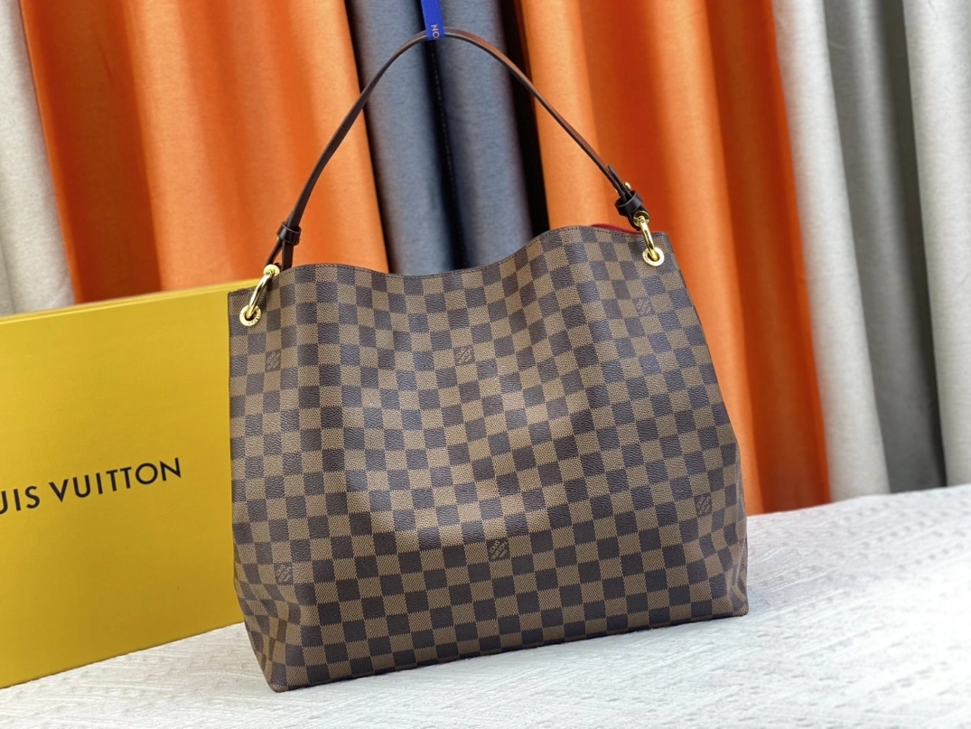 Louis Vuitton AAA Quality Shoulder Bags For Women UrbanStyle 4642 - Image 3