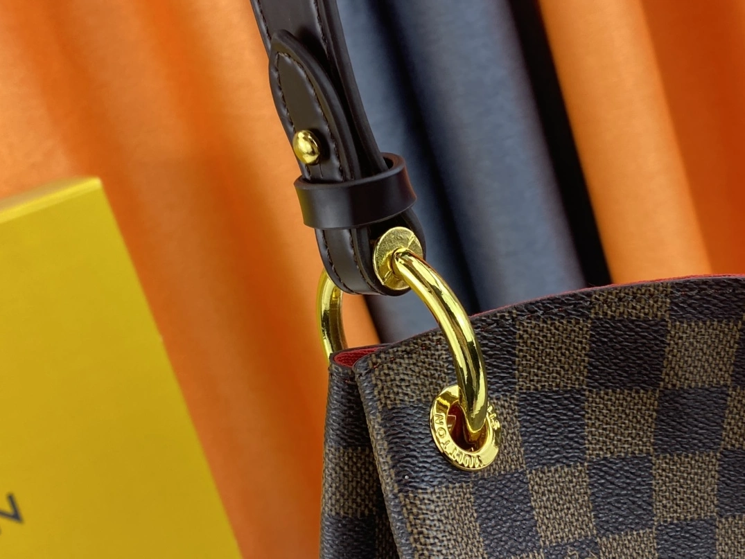 Louis Vuitton AAA Quality Shoulder Bags For Women UrbanStyle 4642 - Image 5