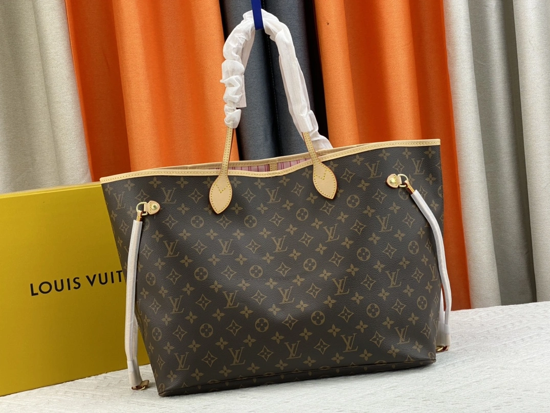 Louis Vuitton AAA Quality Shoulder Bags In Pink For Women Elegant 7477