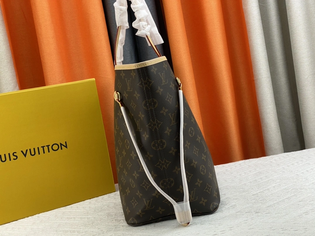 Louis Vuitton AAA Quality Shoulder Bags In Pink For Women Elegant 7477 - Image 3