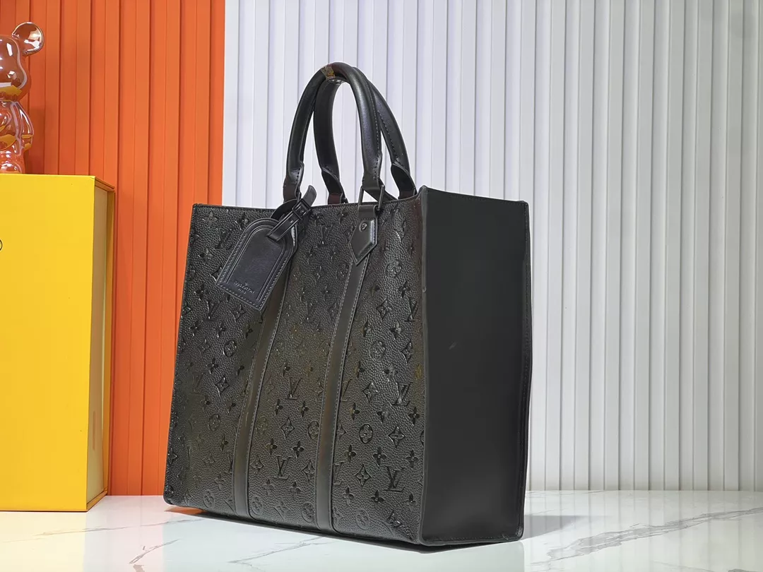 Louis Vuitton AAA Quality Tote-Handbags For Women Vibrant 8834 - Image 3