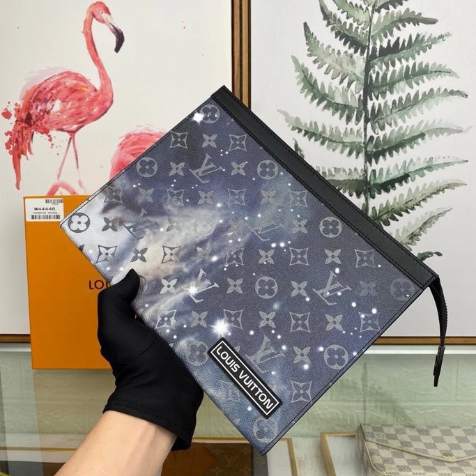 Louis Vuitton AAA Quality Wallets For Unisex Functional 1215 - Image 3