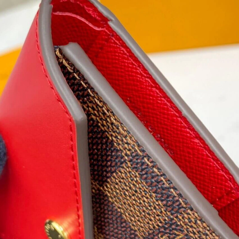  Coqu Louis Vuitton Damier Ebene Zoe Wallet Red - Image 5
