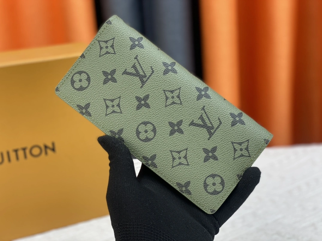 Louis Vuitton LV Card Case For Unisex Refined 3171