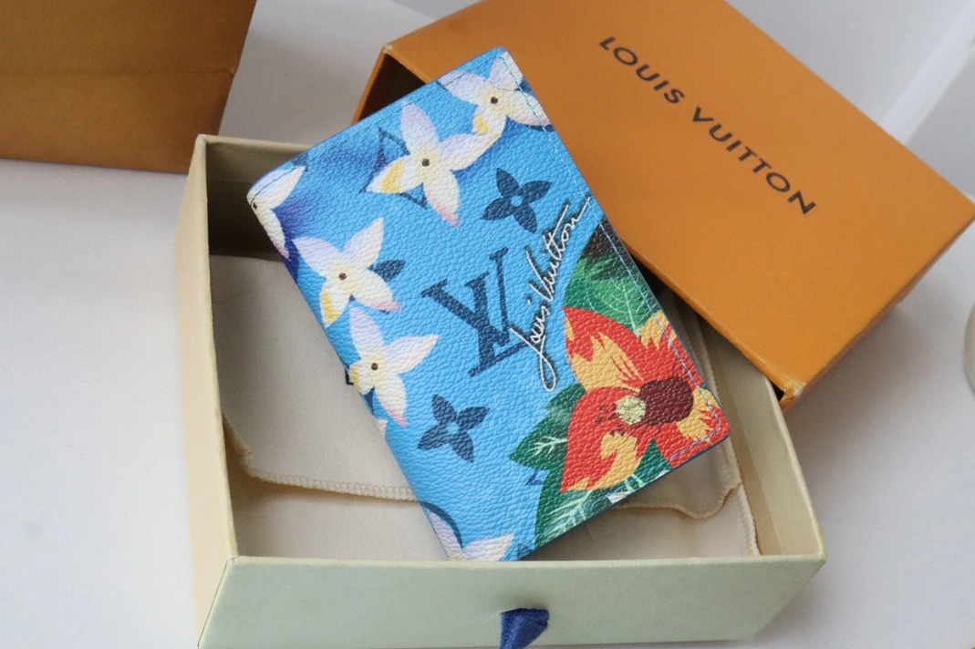 Louis Vuitton LV Card Case Popular 1326