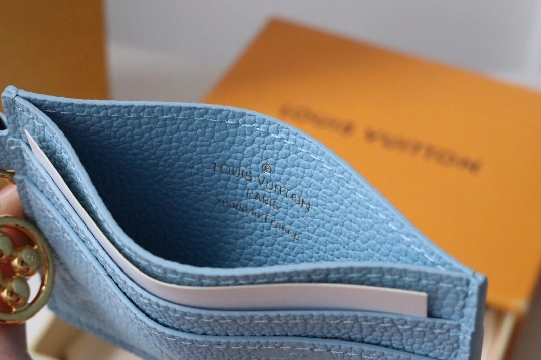Louis Vuitton LV Card Case Versatile 8861 - Image 6