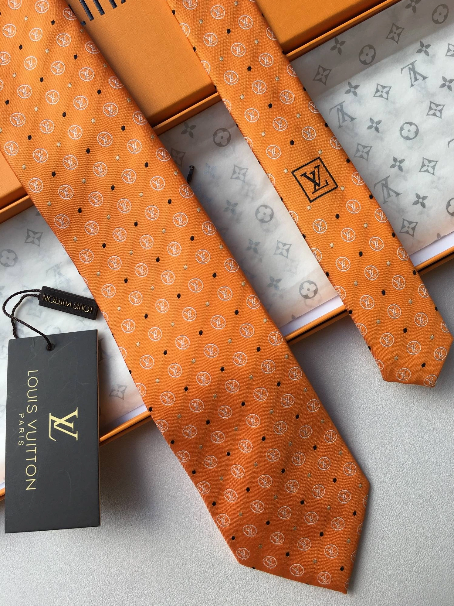 Louis Vuitton LV Necktie For Men Classic 9338 - Image 5