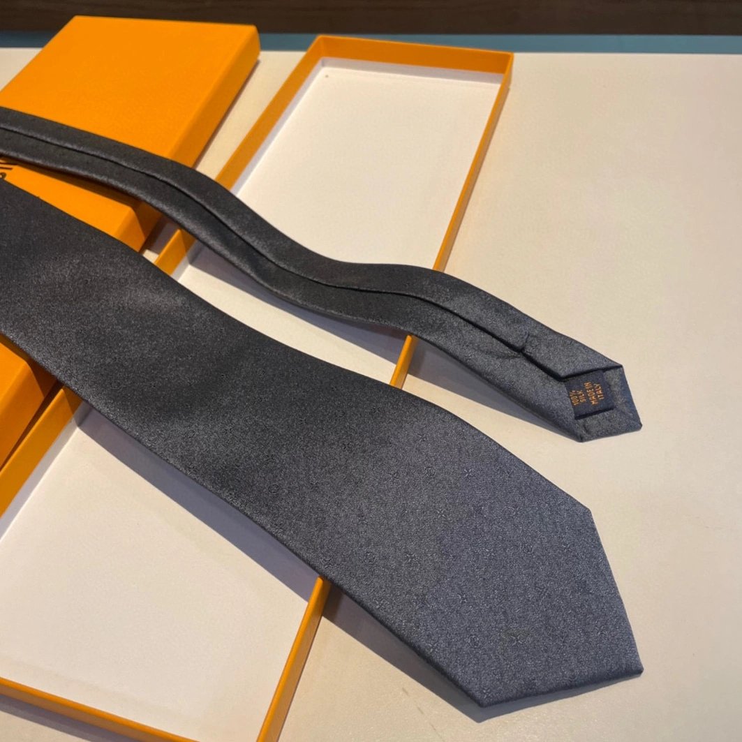 Louis Vuitton LV Necktie For Men Modern 4867 - Image 5